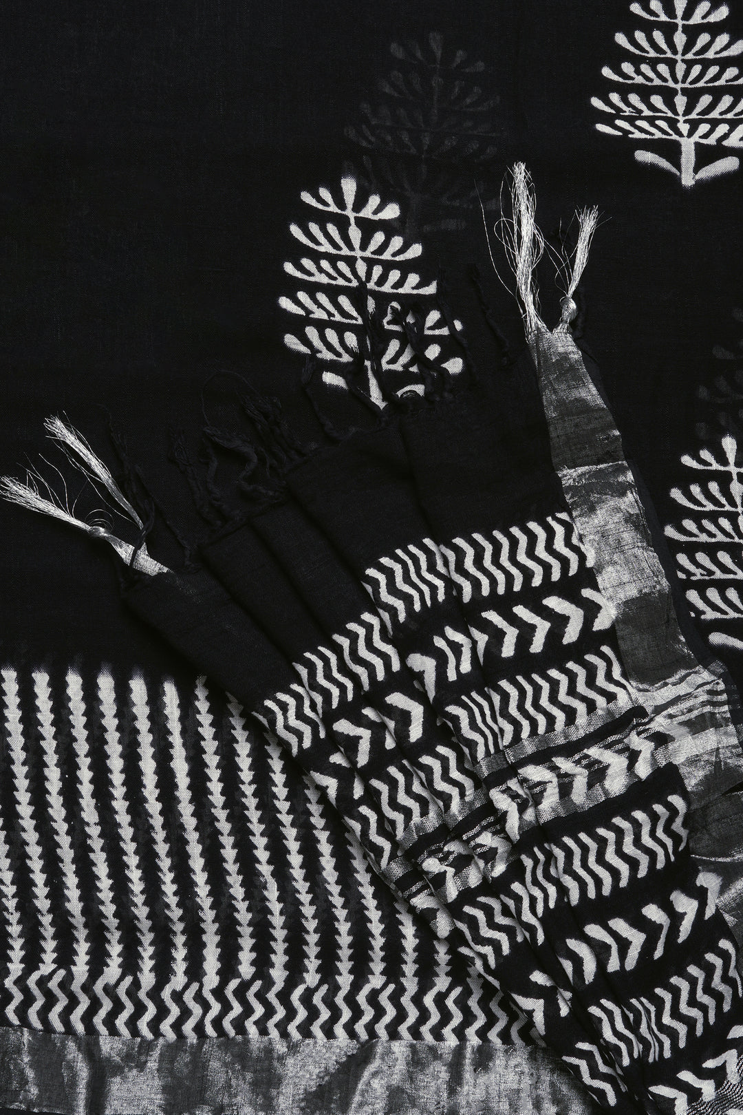 Teejh Radha Linen Saree