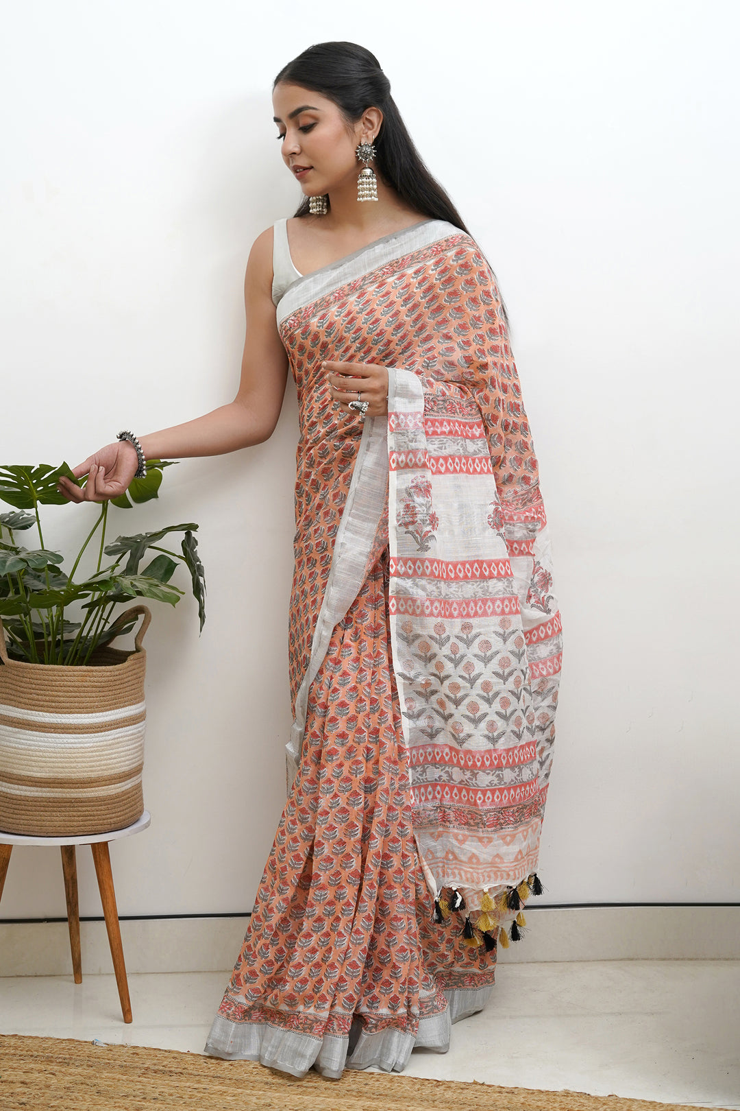 Teejh Urmila Linen Saree