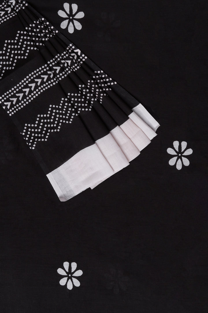 Teejh Shakuntala Mulmul Cotton Saree