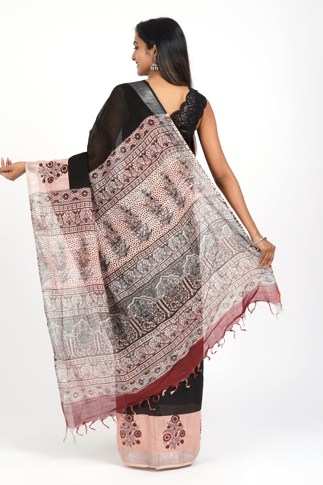 Teejh Earthy Elegance Saree
