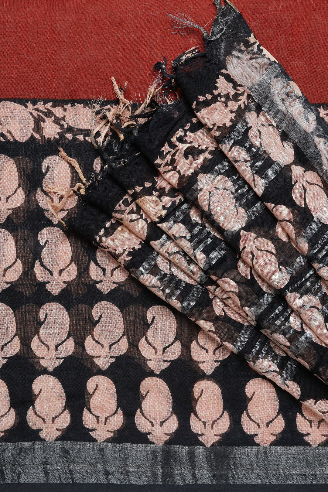 Teejh Ethereal Linen Saree