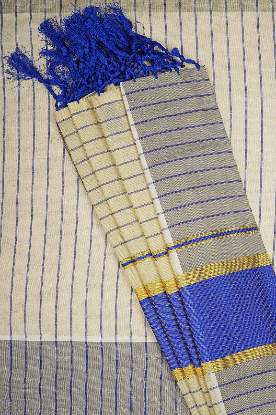 Teejh Neyyar Kerala Tissue Royal blue Saree