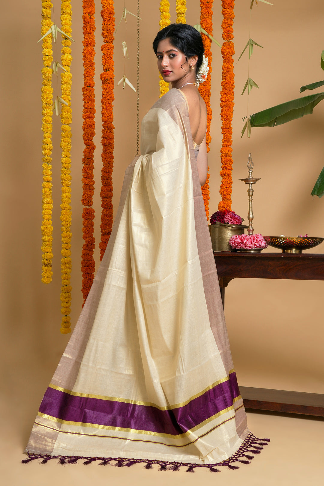 Teejh Vamanpuram Kerala Tissue Violet Saree