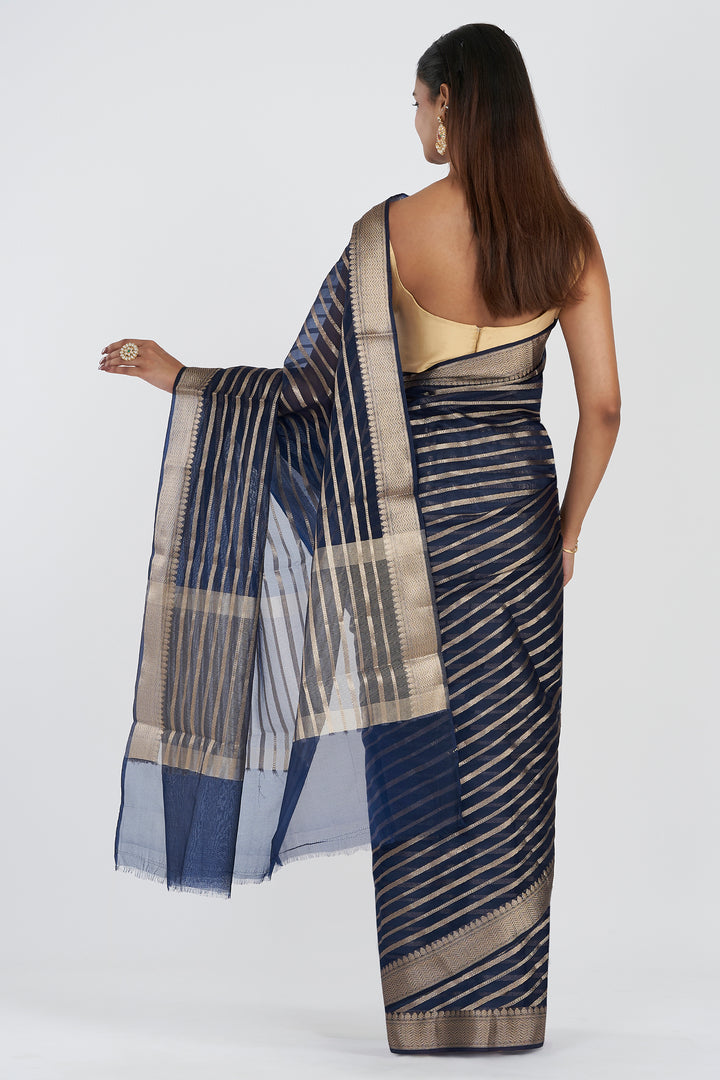 Teejh Nushki Navy Blue Organza Lining Saree