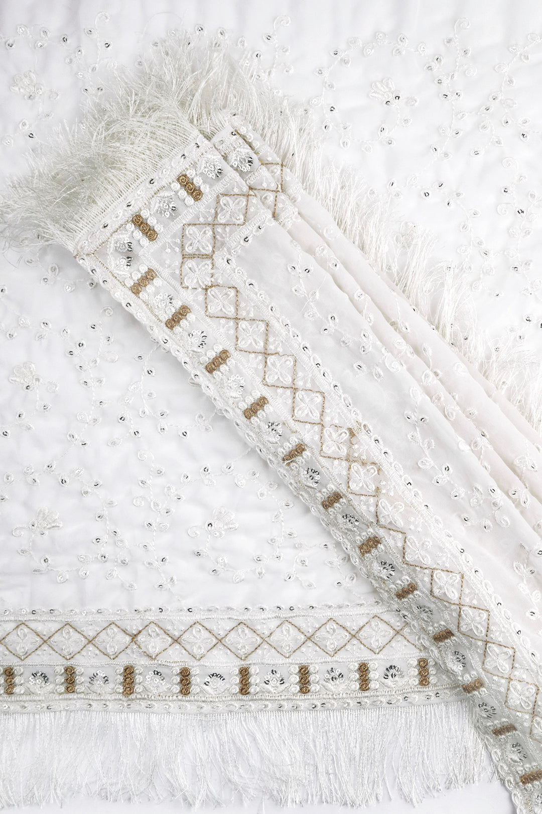 Teejh Kamla Off White Georgette Saree