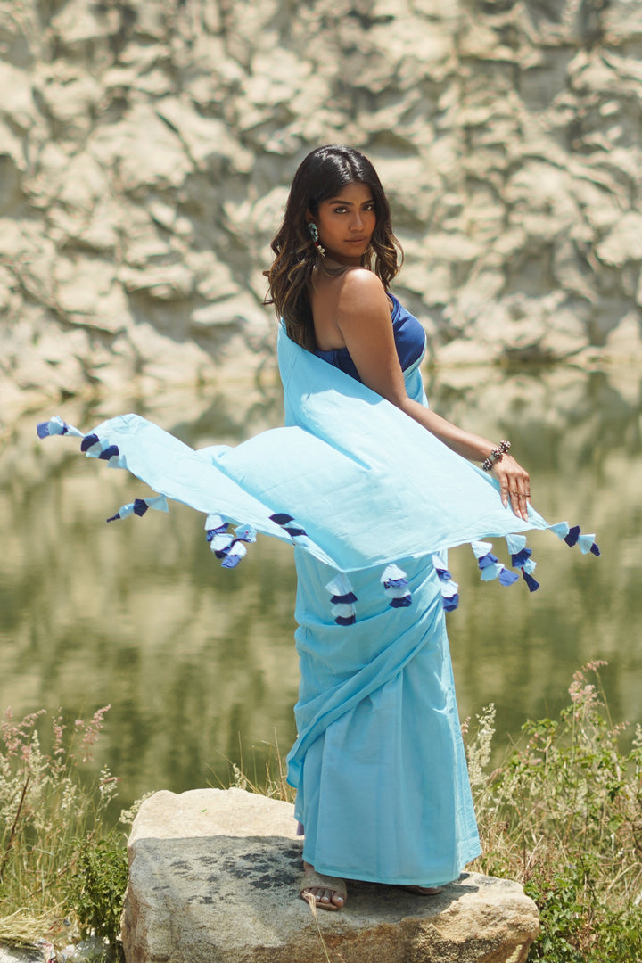 Teejh Vanilla and Berry Light Blue and Royal Blue Mulmul Saree