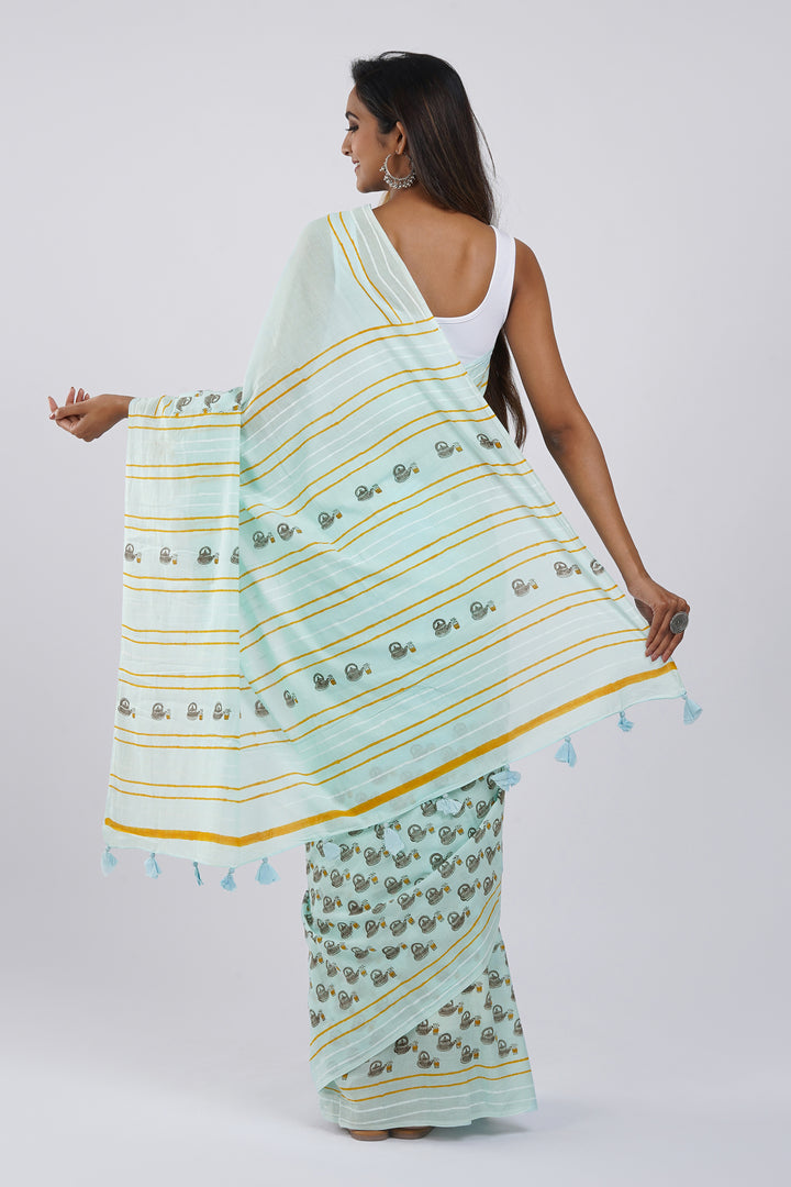 Teejh Chai Pee Lo Friends Mulmul Cotton Saree