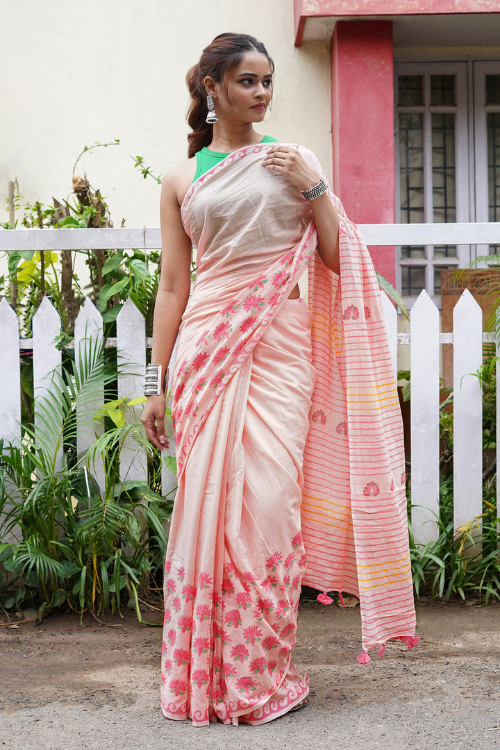 Teejh Gulshan Garden Mulmul Cotton Saree