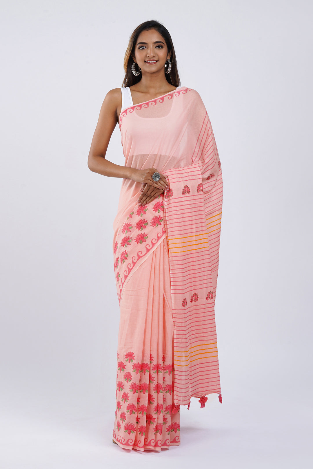 Teejh Gulshan Garden Mulmul Cotton Saree