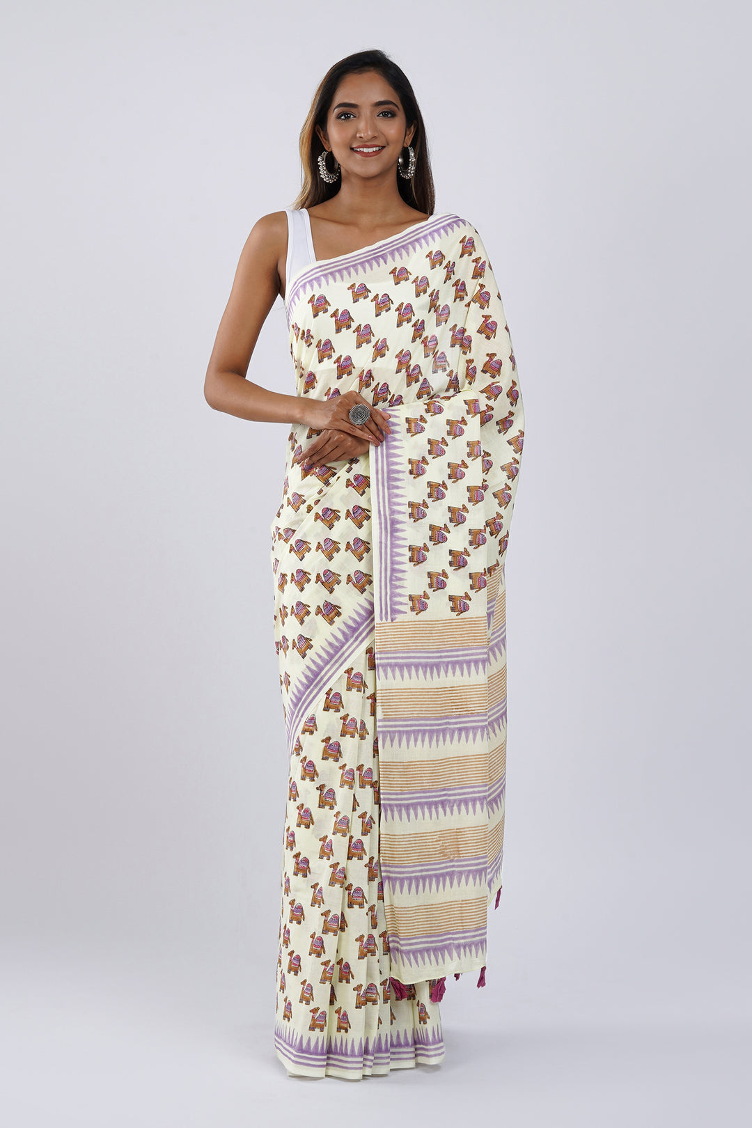 Teejh Safari Sunday Mulmul Cotton Saree