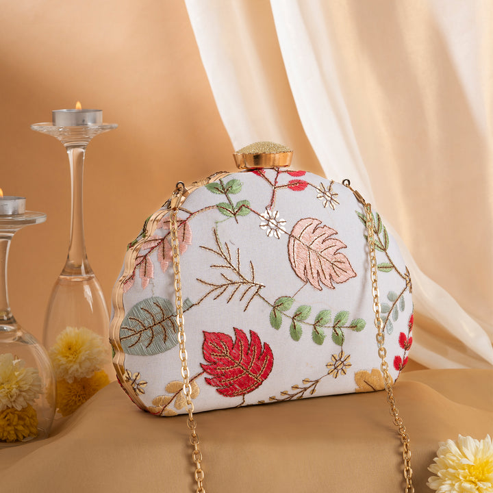 Teejh Shaheen Threadwork Clutch