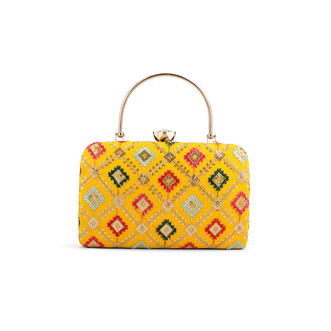 Teejh Jayati Threadwork Clutch