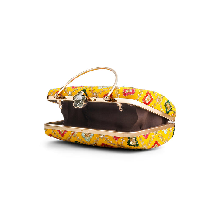 Teejh Jayati Threadwork Clutch