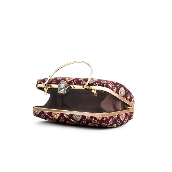 Teejh Sariyat Threadwork Clutch