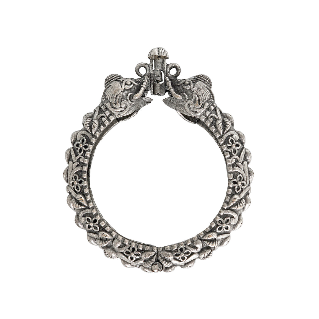 Teejh Suvarna Silver Oxidised Bangle