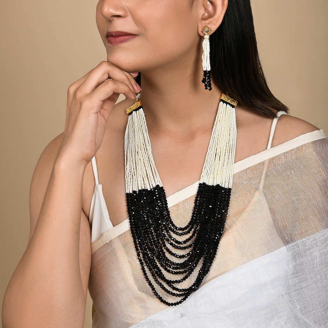 Teejh Jareen Black and White Gold Necklace Set