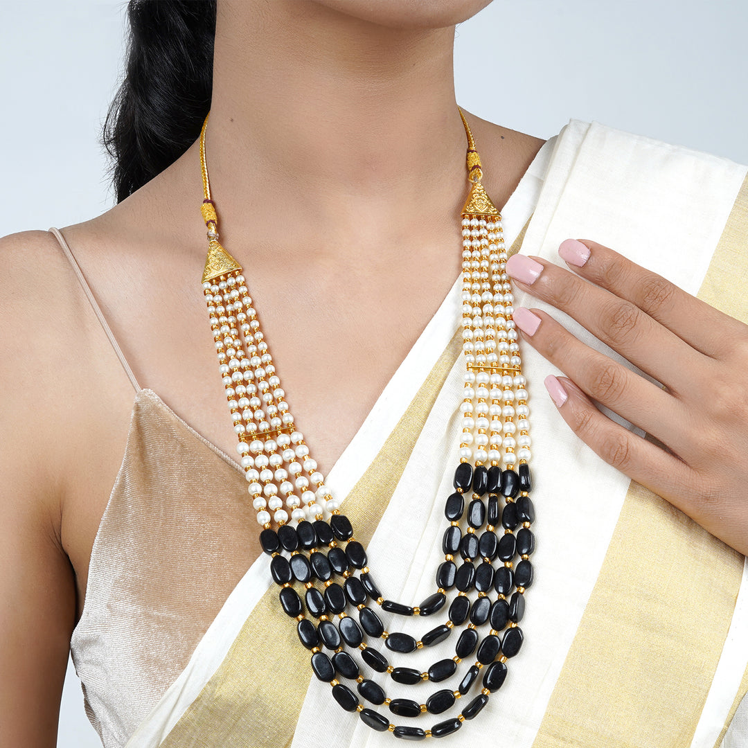 Teejh Aarushi Black Bead and Pearl Necklace