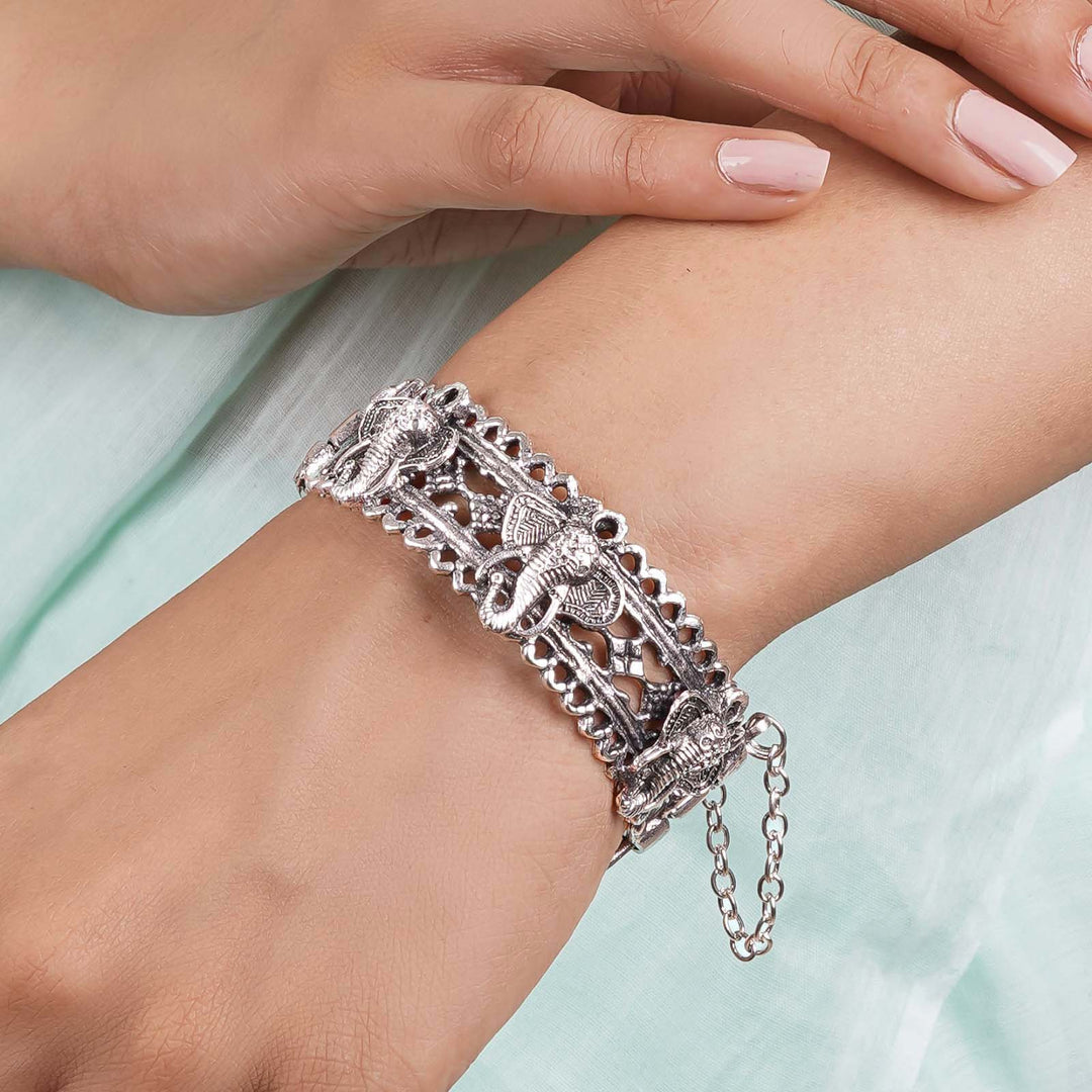 Teejh Getanjaali Silver Oxidised Bracelet