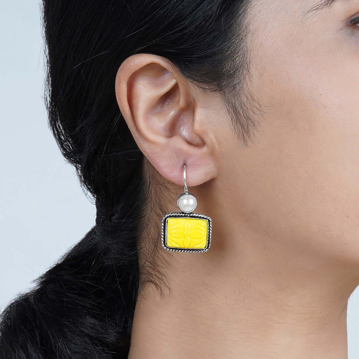 Teejh Diti Yellow Stone &amp; Pearl Earring