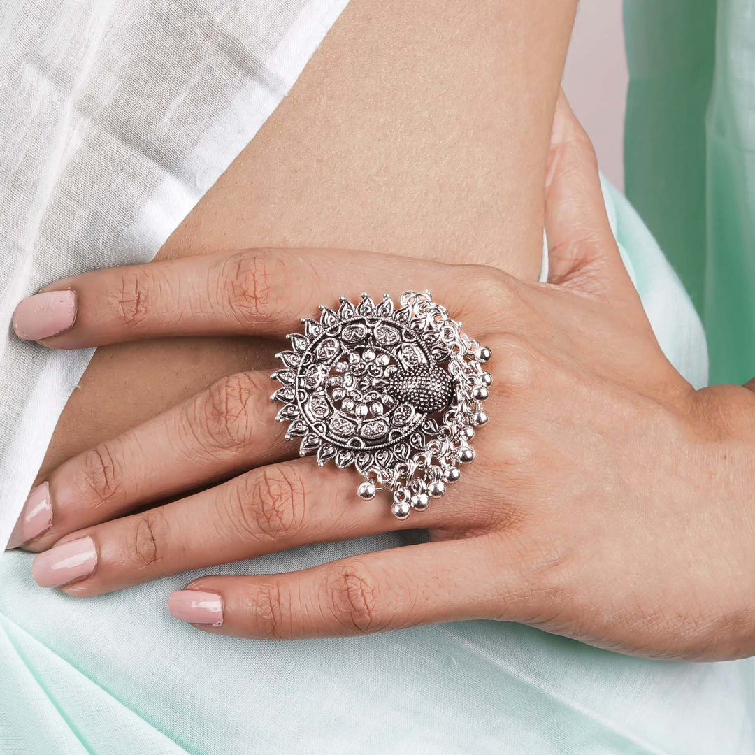 Teejh Cinthiya Silver Oxidised Ring