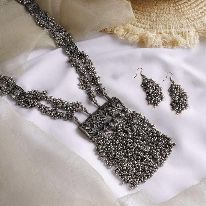 Teejh Vansha Silver Oxidised Ghungroo Necklace Set