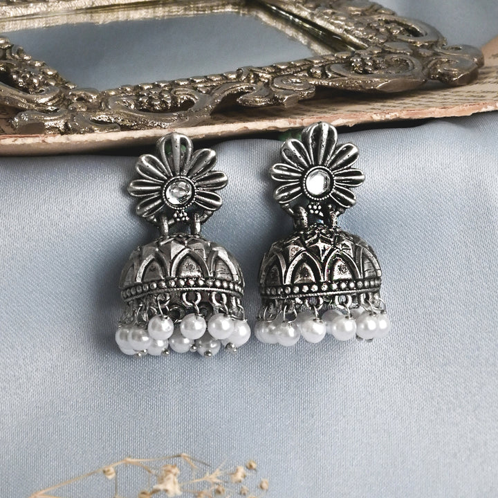 Teejh Kritikaa Silver Oxidized Earring