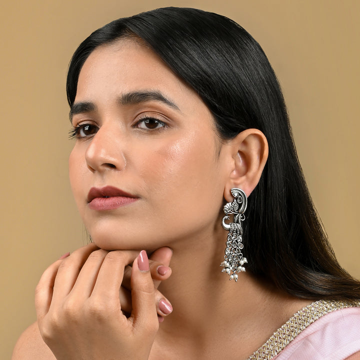 Teejh Daaivi Silver Oxidised Earring