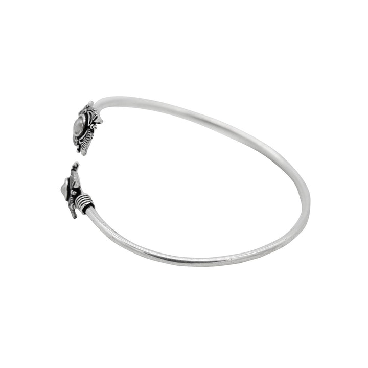 Aparna White Flower Silver Oxidized Bracelet - Teejh