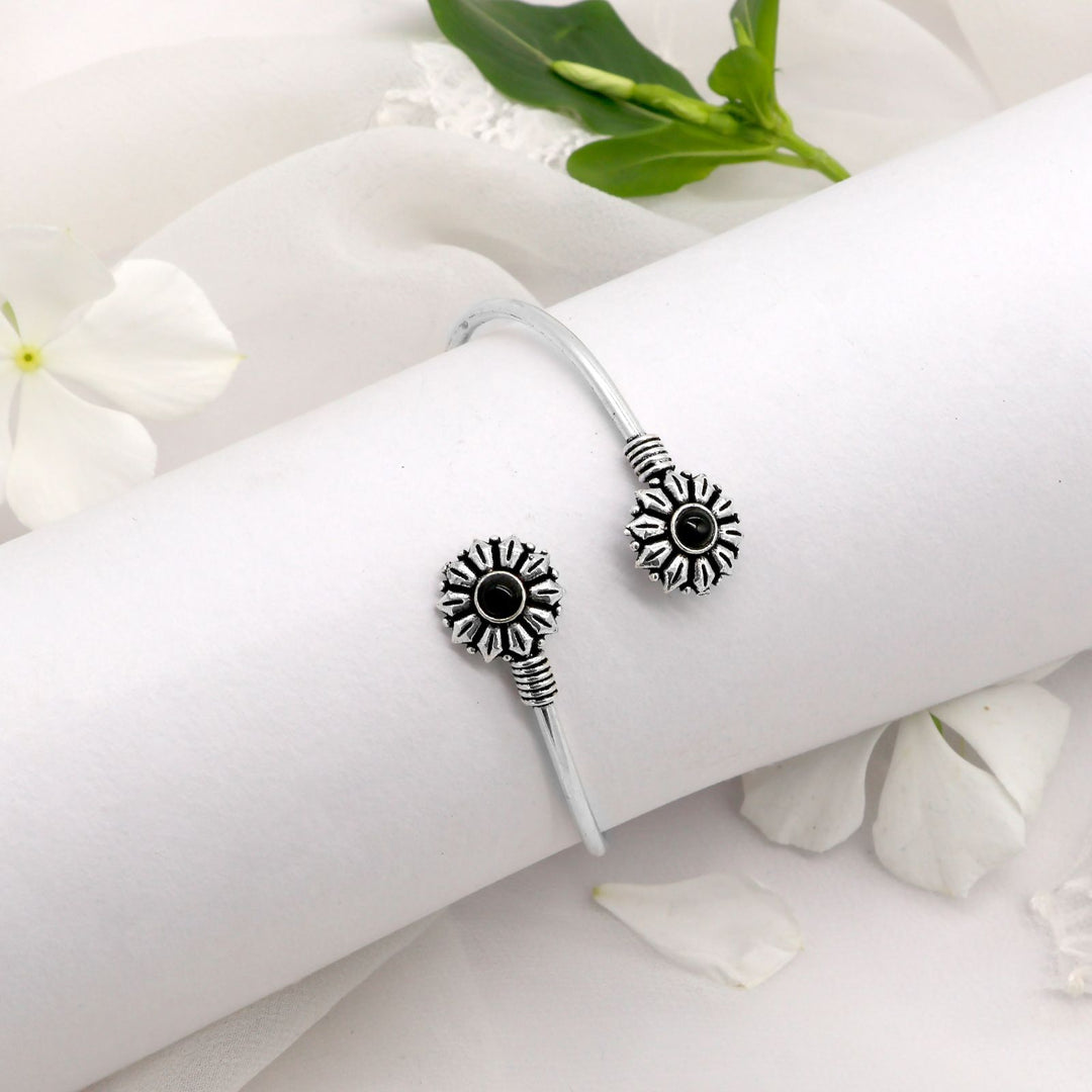 Aparna Black Circular Silver Oxidized Bracelet - Teejh
