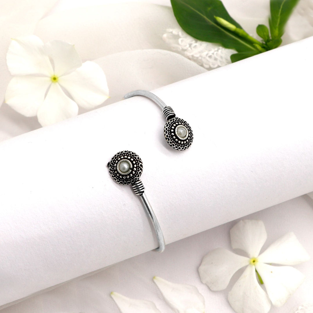 Aparna White Circular Silver Oxidized Bracelet - Teejh
