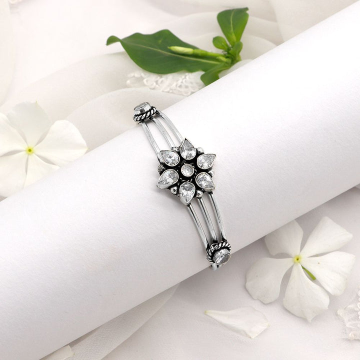 Dhatri White Silver Oxidized Bracelet - Teejh