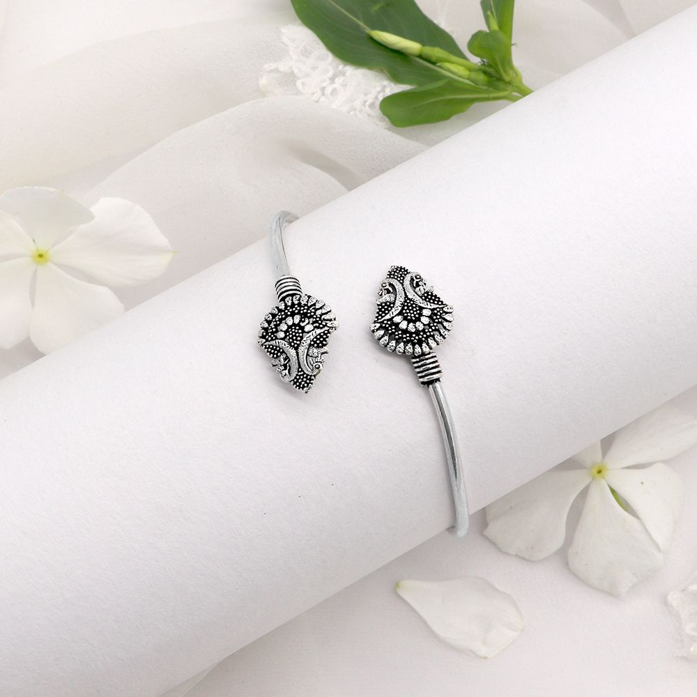 Mrag Silver Oxidized  Bracelet Cuff - Teejh
