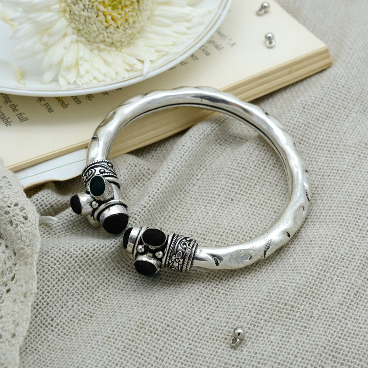 Trisha Black Stone Bracelet Cuff - Teejh