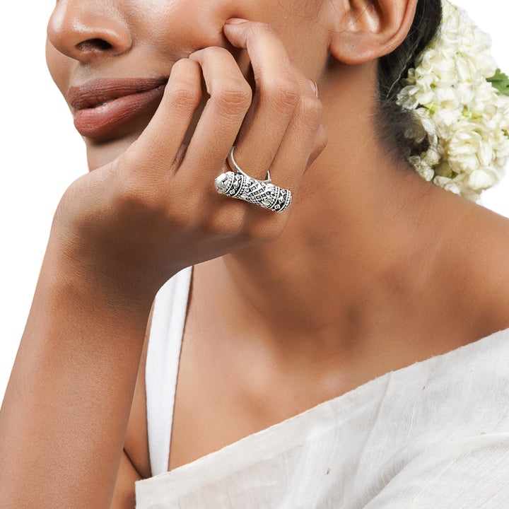 Viditi Silver Oxidized Ring