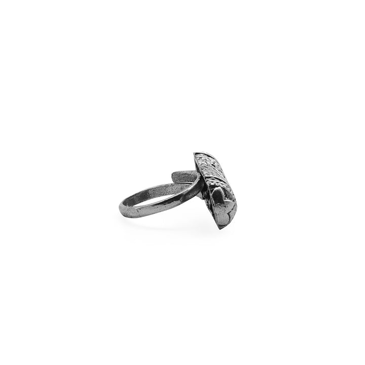 Viditi Silver Oxidized Ring