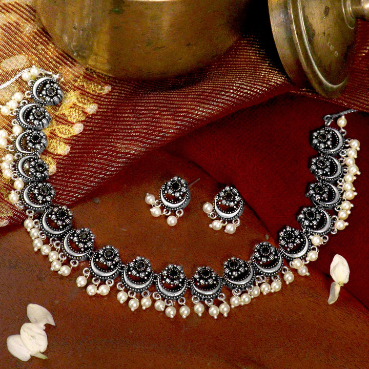 Teejh Rupa Black Stone Silver Oxidized Floral Necklace Set