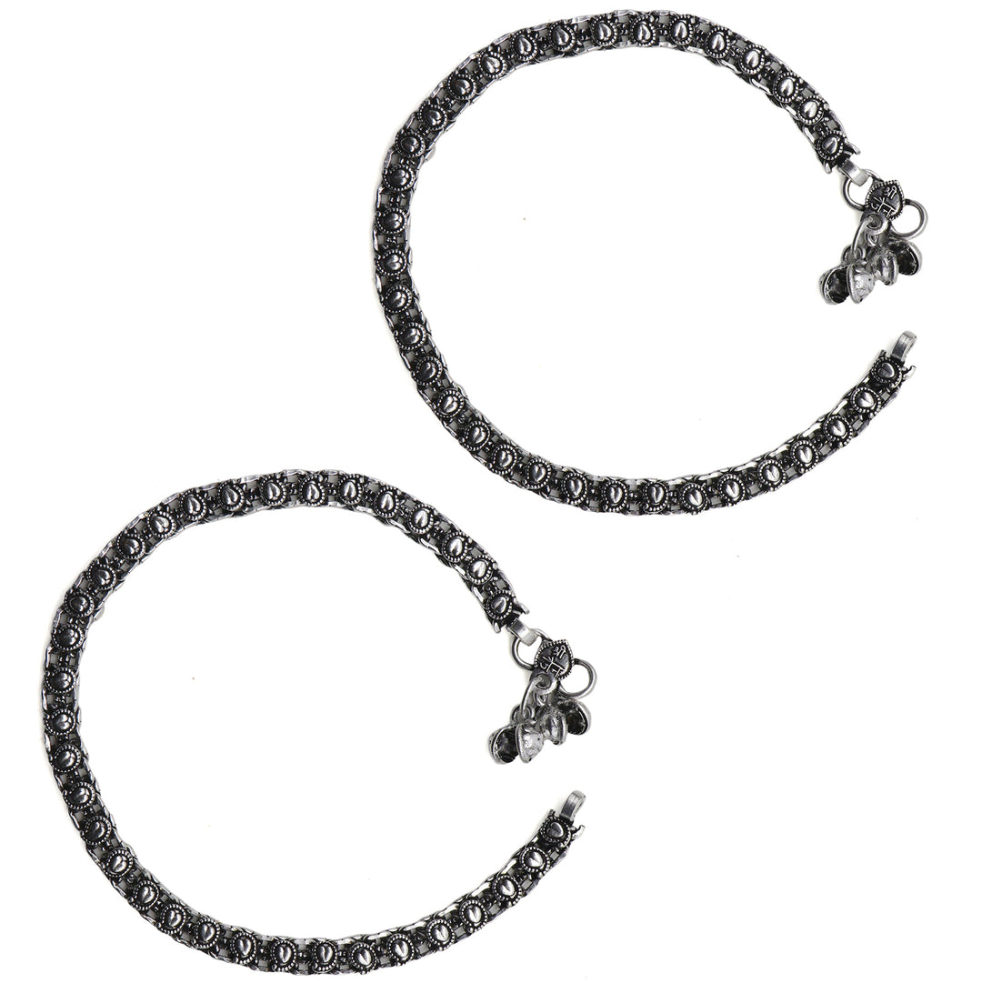 Teejh Disha Linked Silver Oxidized Anklets
