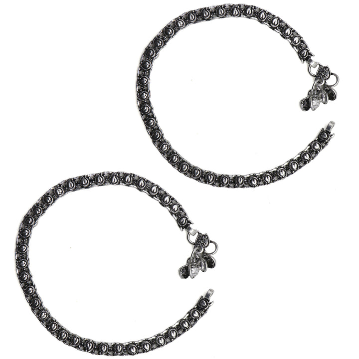 Teejh Disha Linked Silver Oxidized Anklets