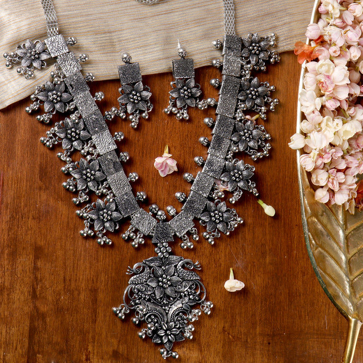 Teejh Khushi Ghungroo Silver Oxidised Necklace Set