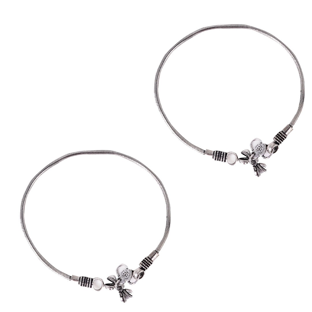 Teejh Ruhaani Silver Anklets