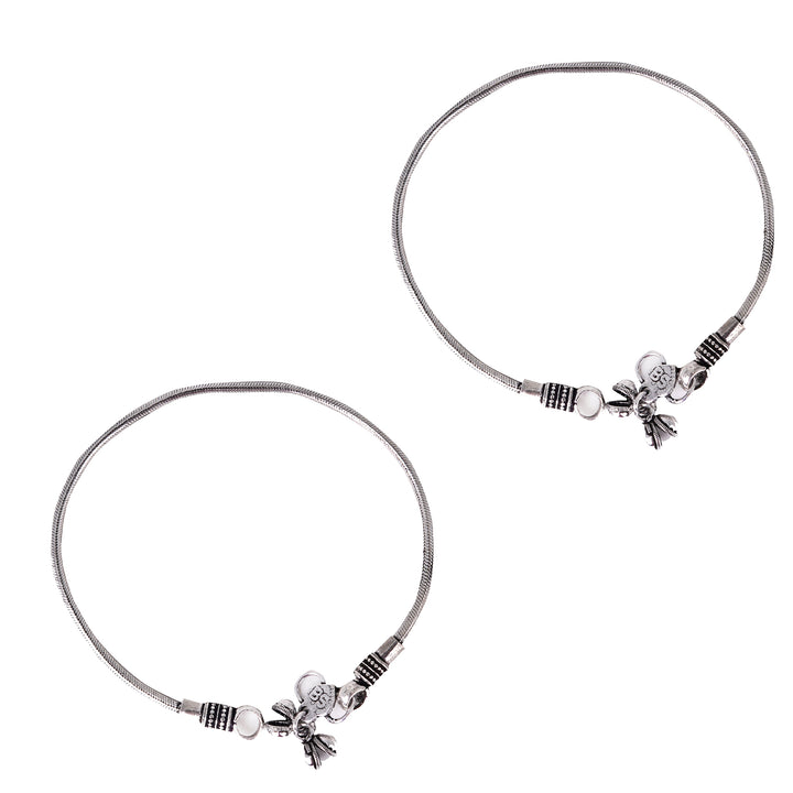 Teejh Achal Silver Oxidised Jewelry Gift Set