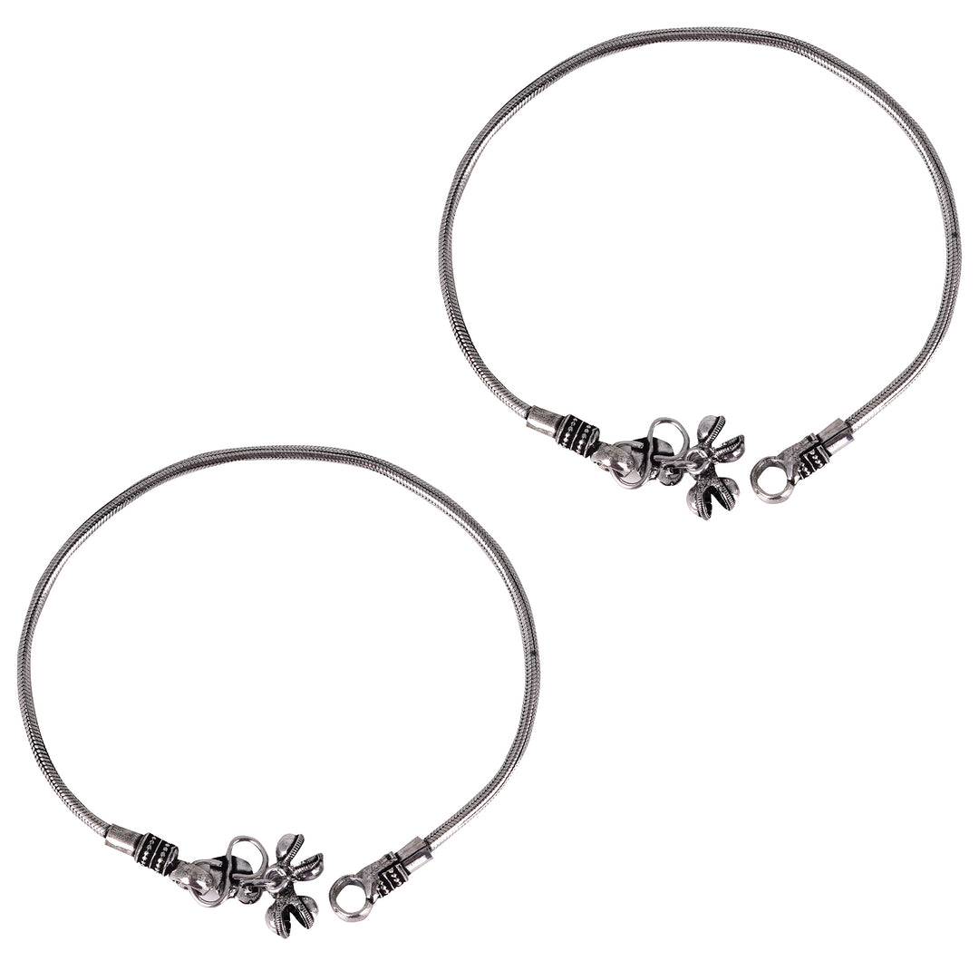 Teejh Ruhaani Silver Anklets