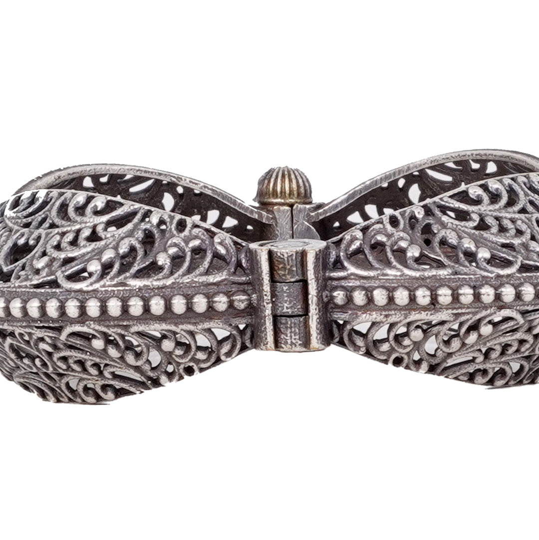 Teejh Yuvanya Antique Silver Polish Bracelet