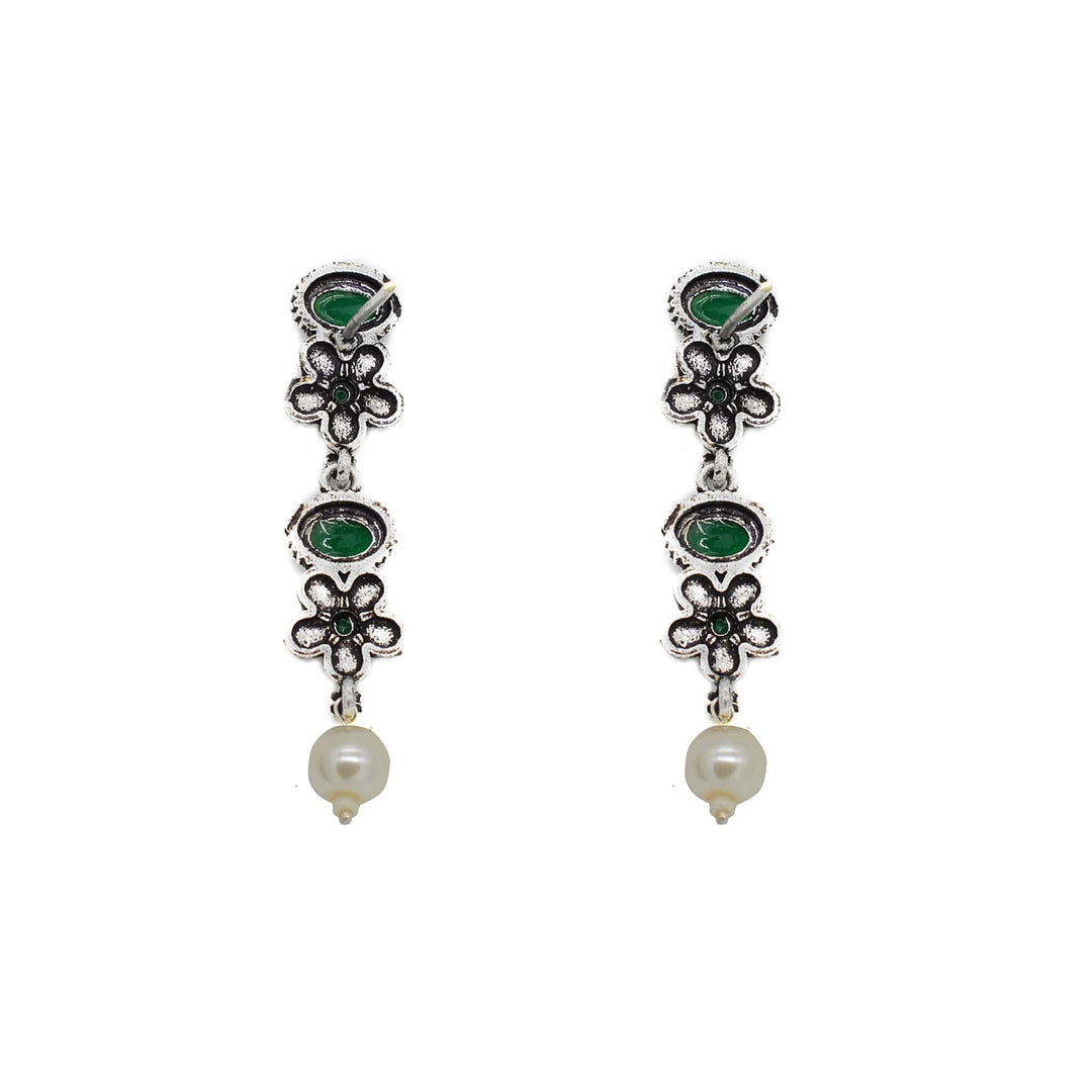 Ekladh Green Stone Silver Pearl Necklace Set - Teejh