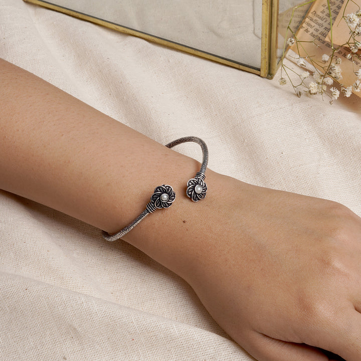 Teejh Sarita Silver Oxidised Floral Bracelet