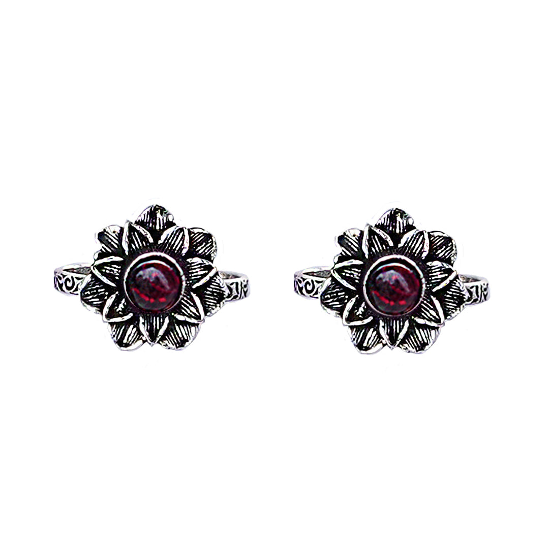 Teejh Kayra Red Stone Silver Oxidised Toe Rings