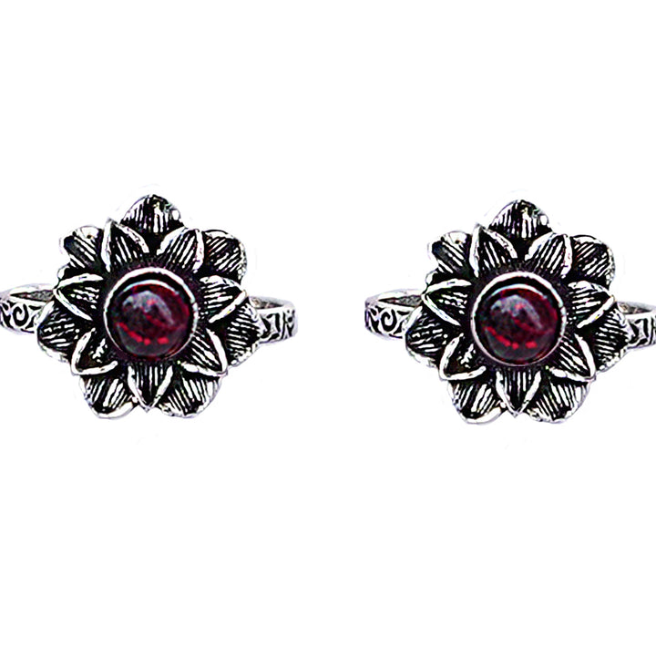 Teejh Kayra Red Stone Silver Oxidised Toe Rings