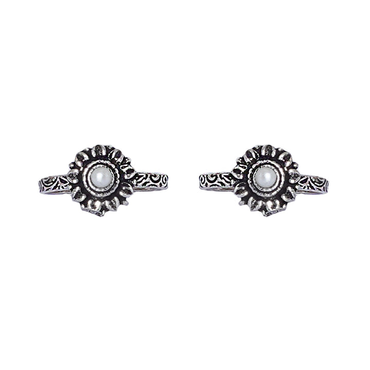 Teejh Kaina White Stone Silver Oxidised Toe Rings