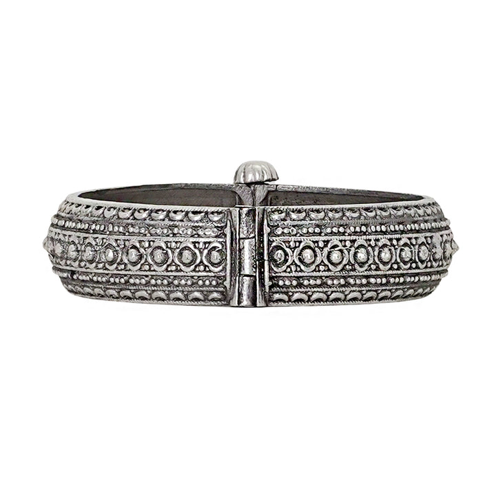 Teejh Raisha Silver Oxidised Bangle