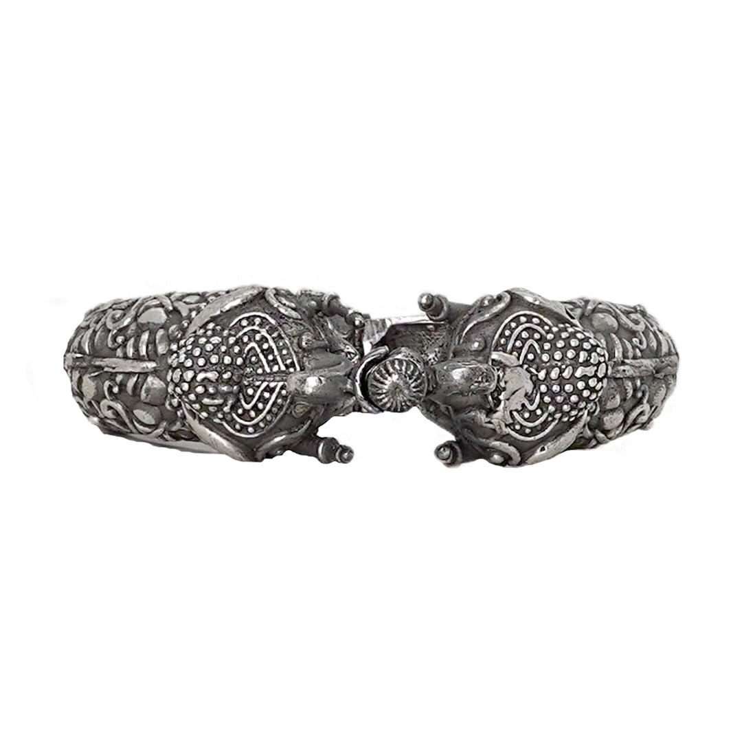 Teejh Meher Silver Oxidised Bangle